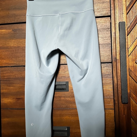 Lululemon Athletica Fast and Free High rise Crop Concrete Blue Size 6 - Picture 4 of 8
